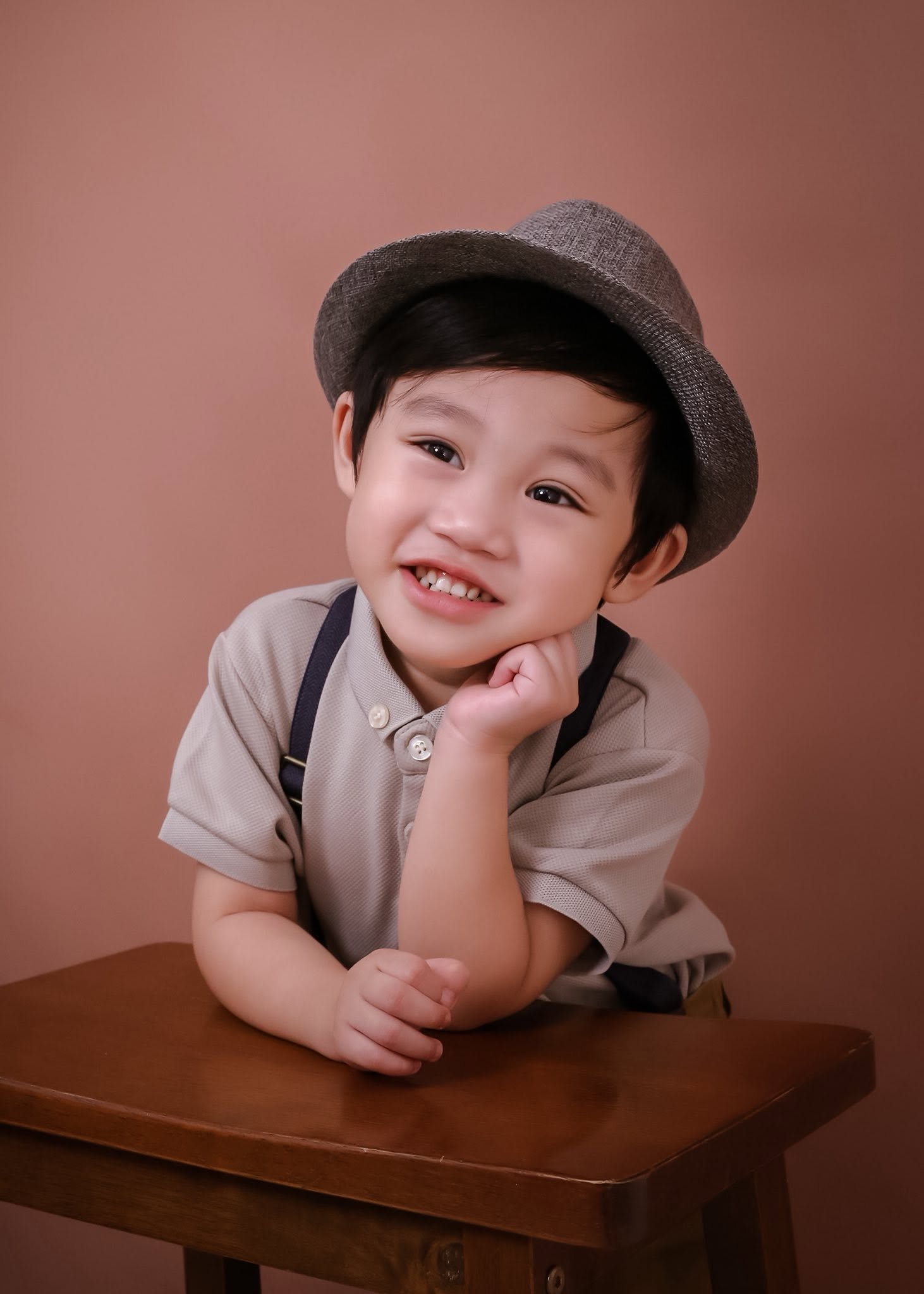 Kiddie Pre-Birthday Studio Shoot